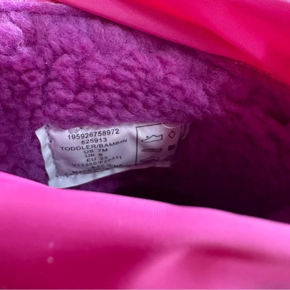 Toddler Girl’s Land’s End Snowboots - Picture 4 of 6